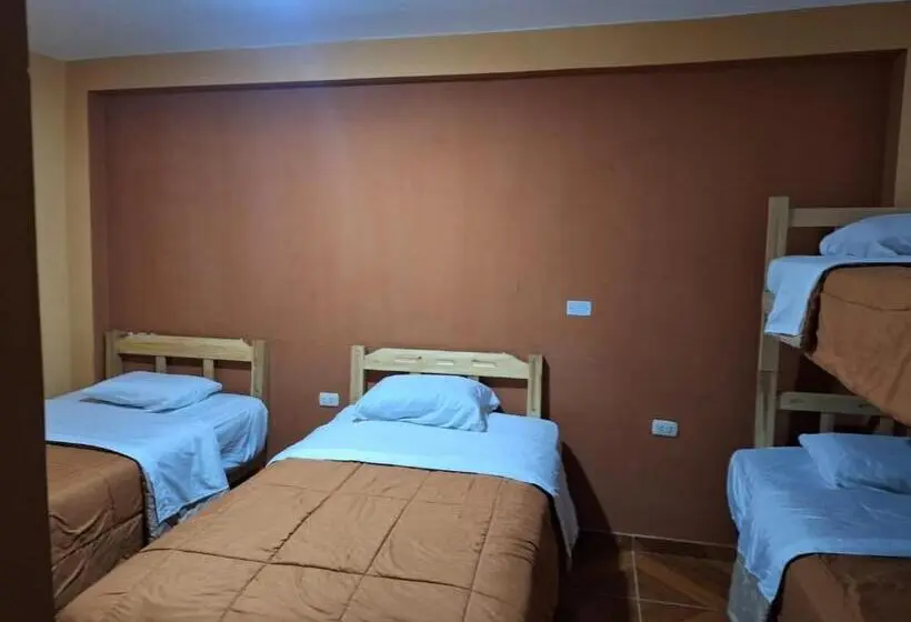 تختخواب در اتاق مشترک, Montañero Hostel Ii