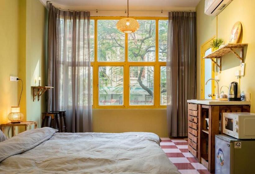 اتاق استاندارد, 1  Homestay Hanoi  Cozy   Street View   Perfect Location