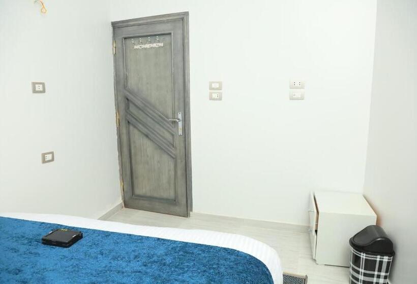 اتاق استاندارد با چشم‌انداز دریا, Crystala Guest House