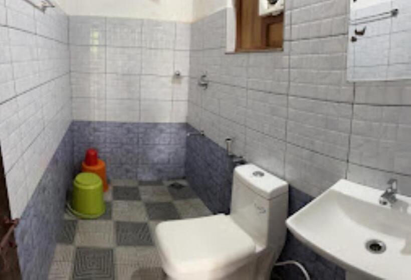 디럭스 룸, Dakshinakasi Guest House Kerala