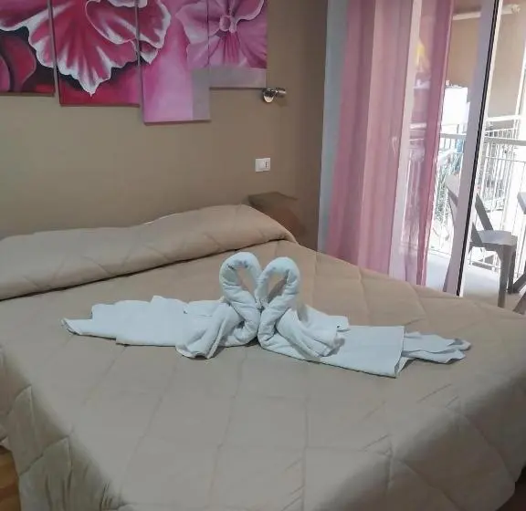 Standard Kolmen Hengen Huone Parveke, Milazzo La Porta Delle Eolie 2.0