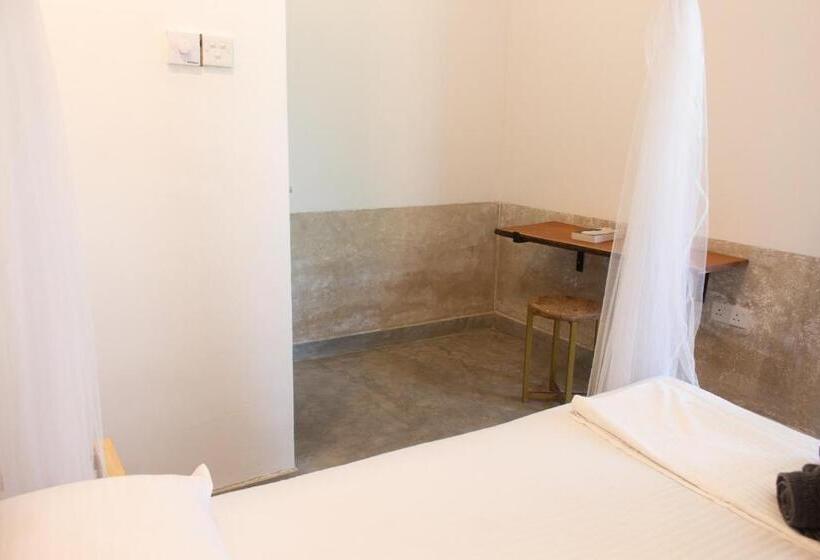 חדר סטנדרט, The Stables Hotel Midigama