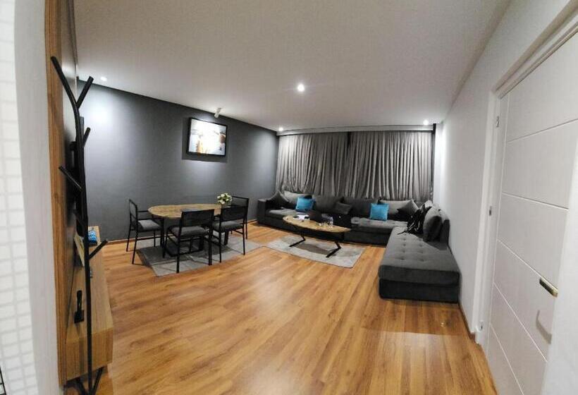 דירת חדר, Abm House