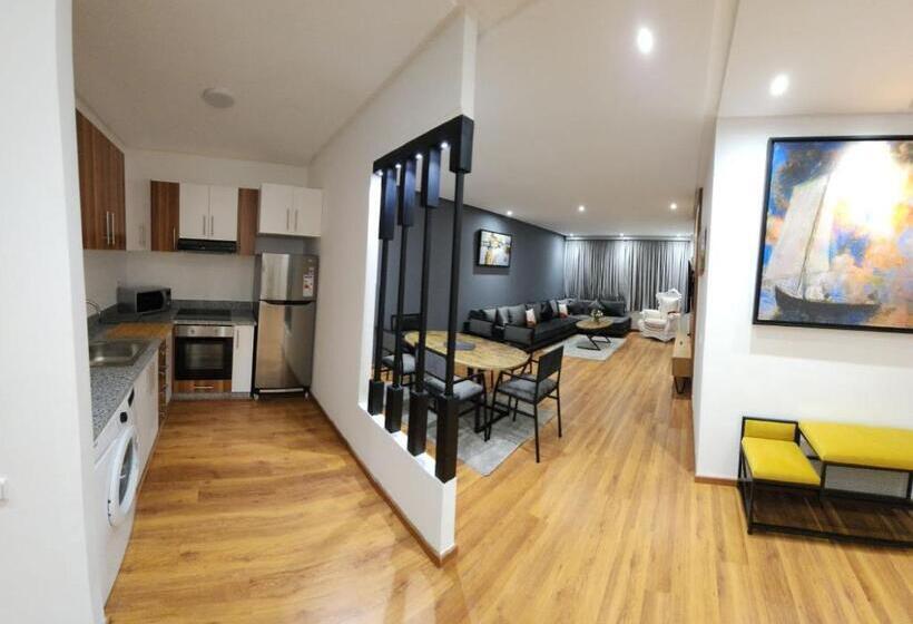 Apartamento 2 Dormitórios, Abm House