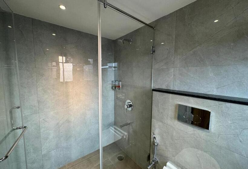 Quarto Deluxe, Devdeep Porvorim