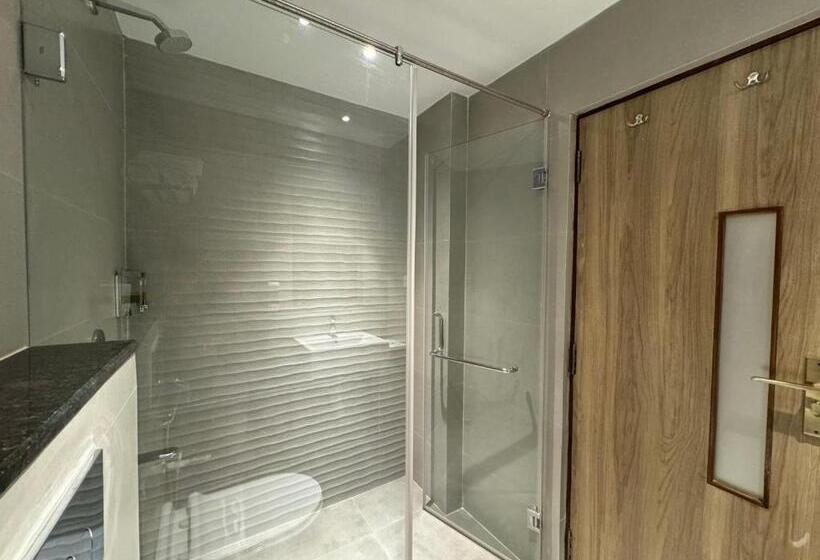 Quarto Superior, Devdeep Porvorim