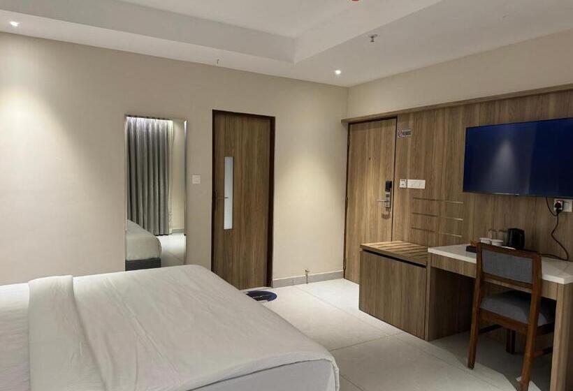 Quarto Superior, Devdeep Porvorim