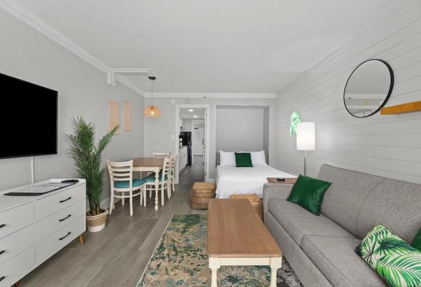 اتاق خانوادگی با چشمانداز دریا, Ocean Front Luxury Grand Cayman Restort, 10 Pools, Hot Tubs, Lazy River, Water Park, 2 Onsite Restau