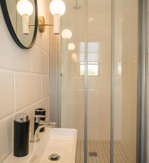 إستوديو ديلوكس, The Lofts @ Maple Square