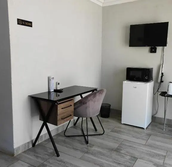 デラックスルーム, Back Of The Moon Guesthouse