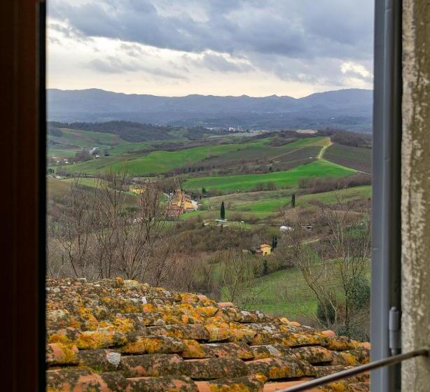 带阳台的豪华间, Rossotoscano