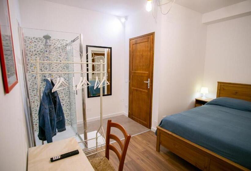 标准间, Rossotoscano