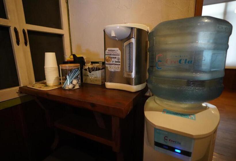 Quarto Estandar Banheiro Compartilhado, ありえすか Alyeska