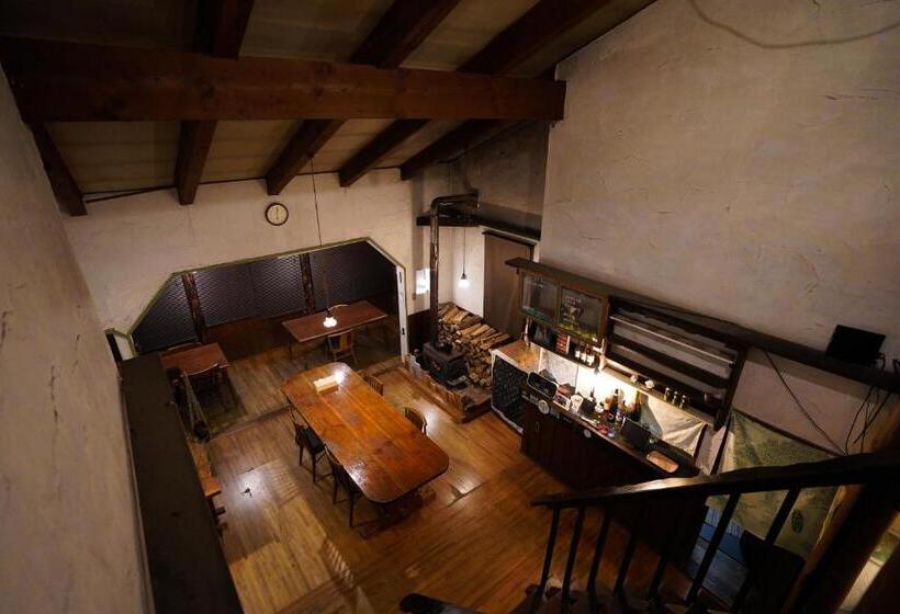 Quarto Quadruplo Estandar Banheiro Compartilhado, ありえすか Alyeska