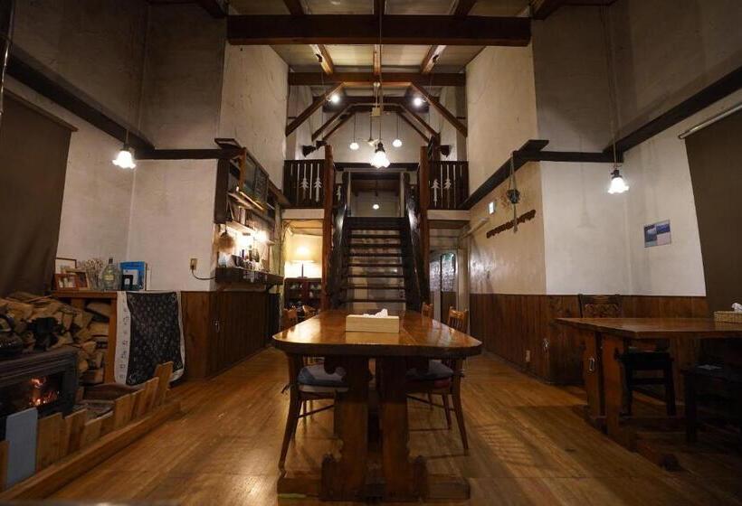 Quarto Quadruplo Estandar Banheiro Compartilhado, ありえすか Alyeska