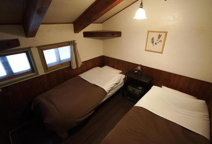 Camera Standard Bagno Condiviso, ありえすか Alyeska