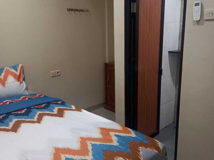 スタンダードルーム, Barada Poris