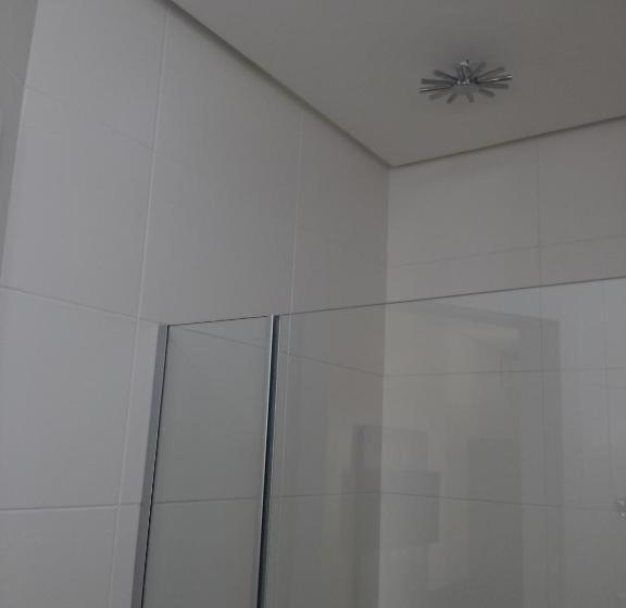 4인용 스탠다드 룸, De Stefani