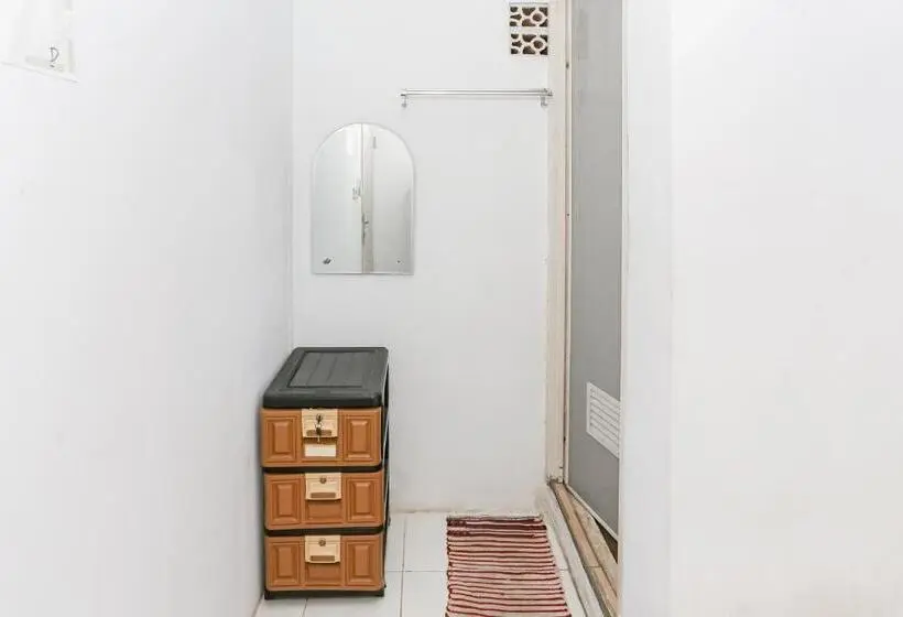 スーペリアシングルルーム, Spot On 93515 Pulo Gebang Guest House