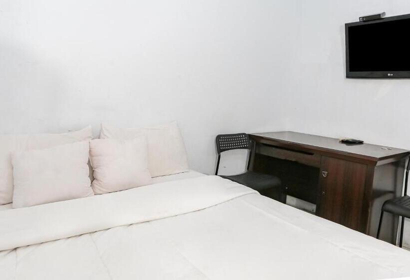 Quarto Estandar, Spot On 93515 Pulo Gebang Guest House