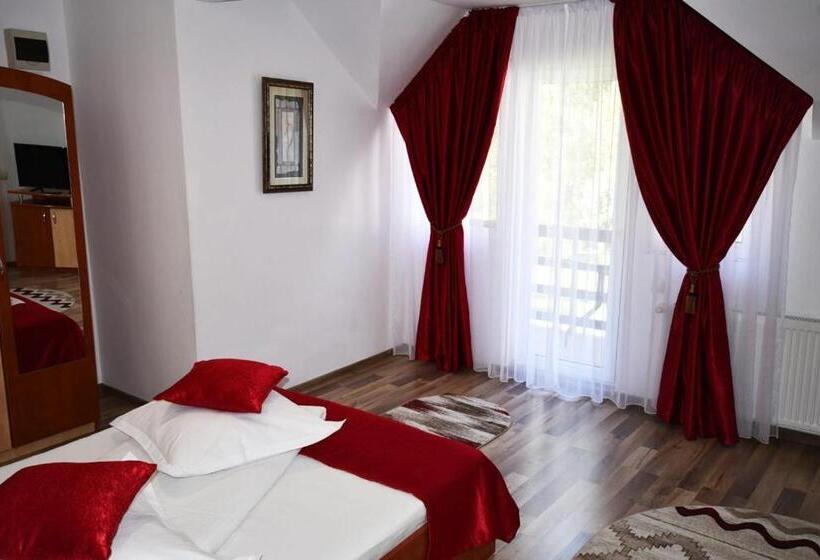 Номер Стандарт Трехместный, Casa ștefănuț