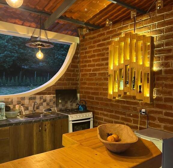 Standardrum med Terrass, Habitación Privada Con Terraza Panorámica, Cocina, Parqueadero