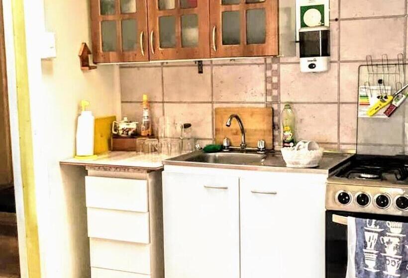 标准单人间共用浴室, Hostal Aire Patagon