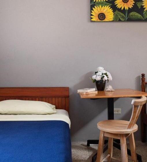 Номер Стандарт Трехместный, Hostel Casa Betancourt