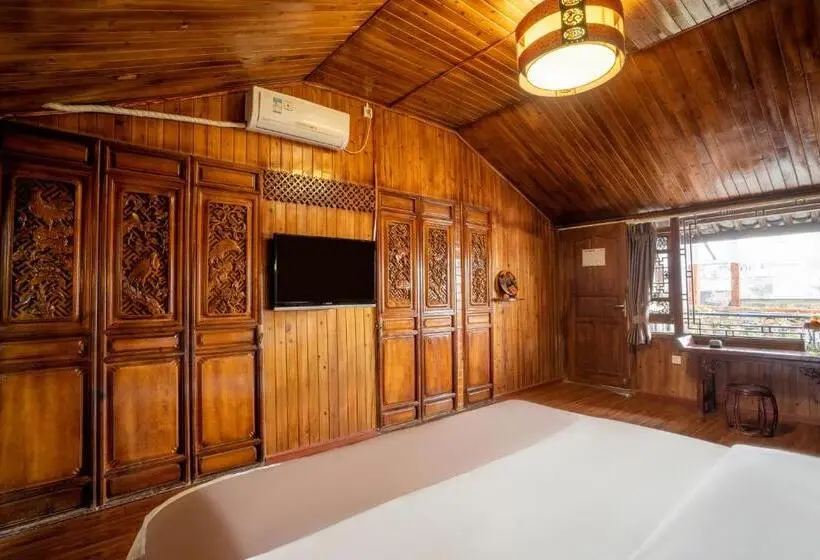 クイーンベッドのデラックスルーム, Lijiang Ancient City View Inn