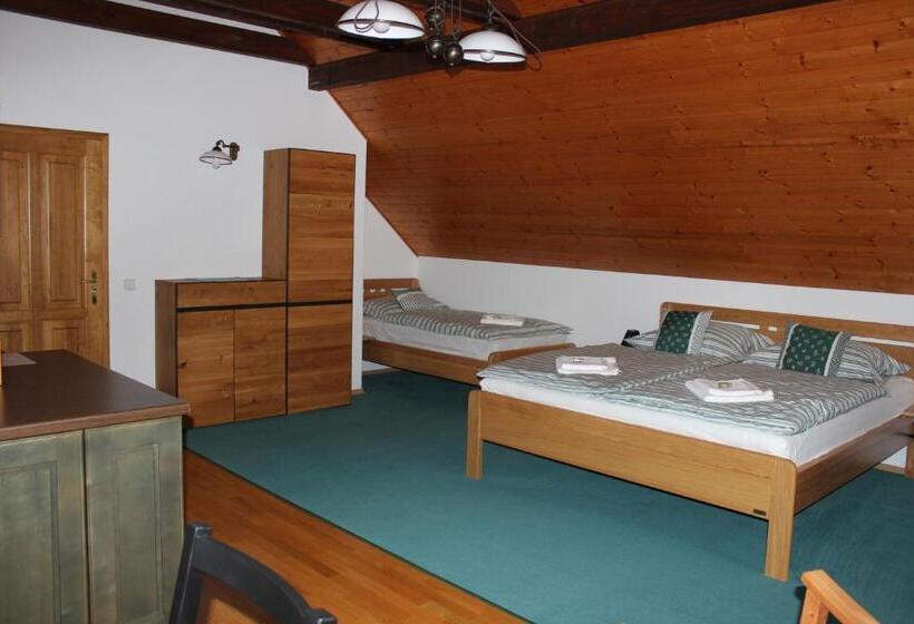 غرفة عائلية, Penzion Za Plotem