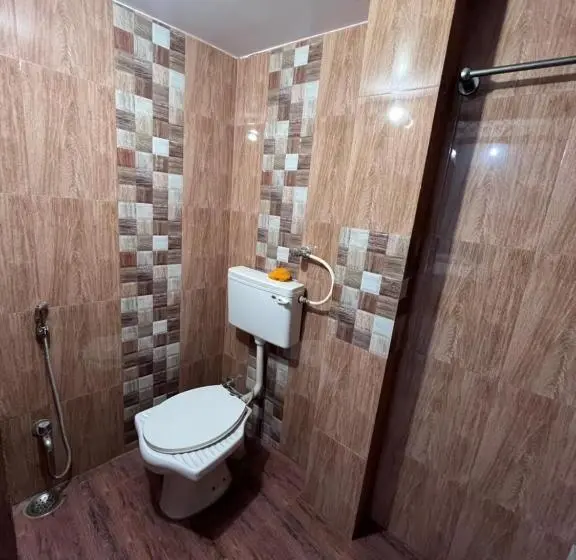Perhesviitti, Trilok Residency   Dashashwamedh Varanasi
