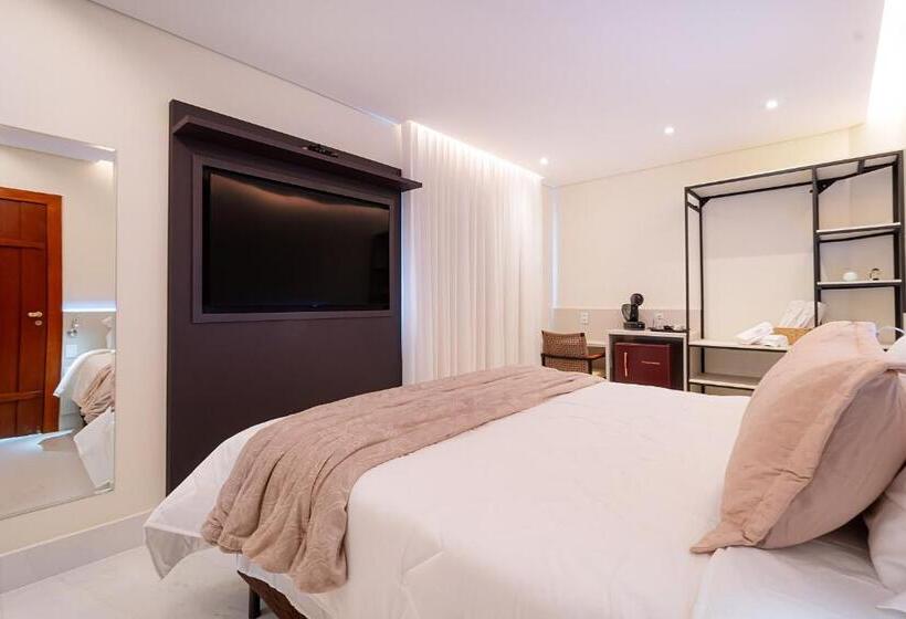 سوییت لوکس, Joia Rara Pousada