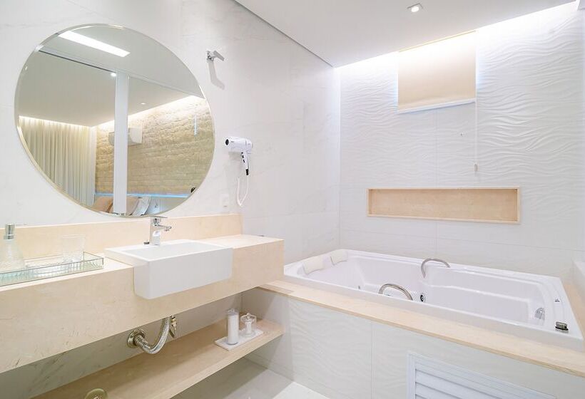 سوییت لوکس, Joia Rara Pousada