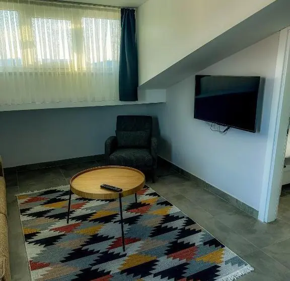 Standard-huone Terassi, Gölhi̇sar Mavi̇ Konak Apart Otel