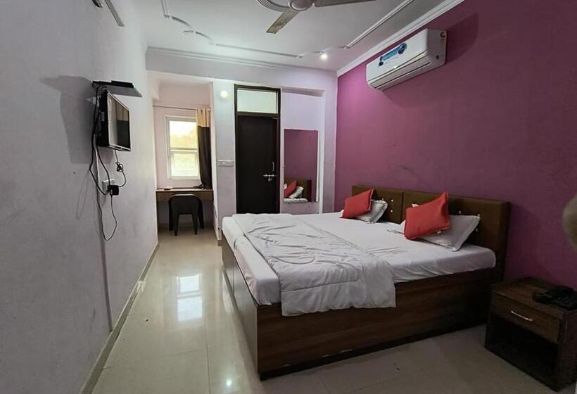 غرفة قياسية, Bullet Inn Jaipur
