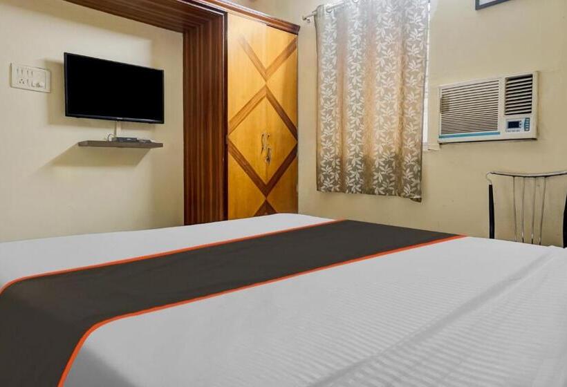 חדר קלאסי לשלושה, Galaxy Residency Kalyani Nagar