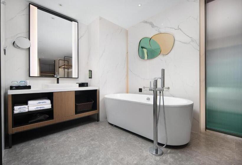 جناح, Hampton By Hilton Guangzhou Renhe Baiyun Airport Free Airport Shuttle Bus