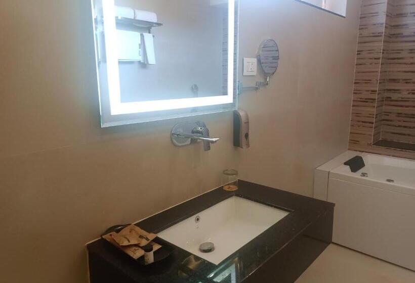 סוויטה נשיאותית, Kadamb Tree