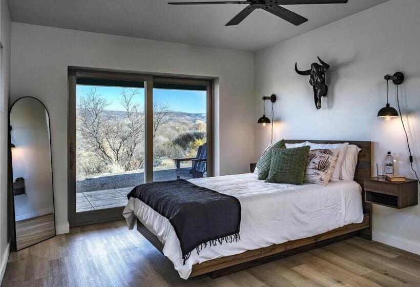 بنجلو قياسى غرفتين نوم, Pitchner Place Creekfront Hot Tub Fire Pit