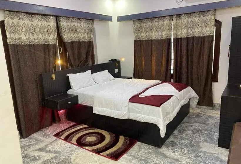 اتاق سوپریور, Royalwood City Inn