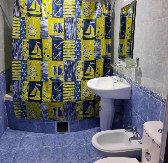 اتاق خانوادگی, Sayhun