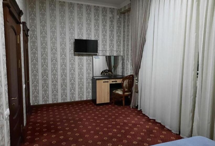 اتاق خانوادگی, Sayhun