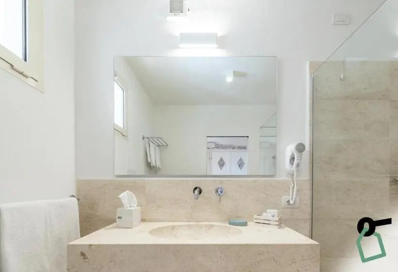 Standard Kolmen Hengen Huone, Hotiday Room Collection   Porto Cervo