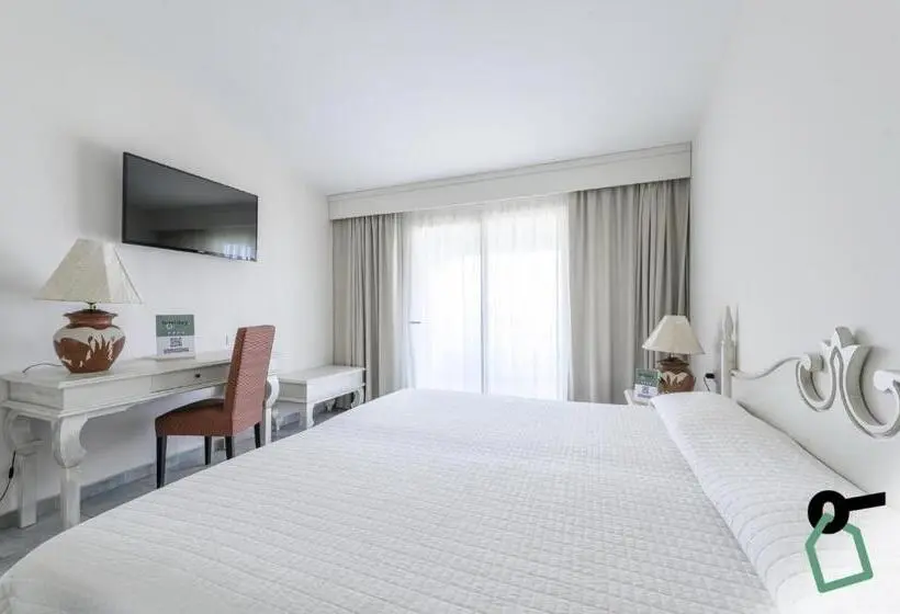 Standard Kolmen Hengen Huone, Hotiday Room Collection   Porto Cervo