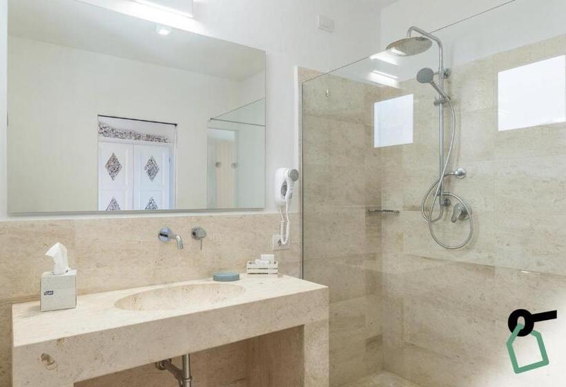 חדר סטנדרט נוף לים, Hotiday Room Collection   Porto Cervo