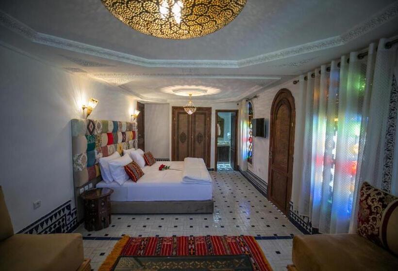 سوییت جونیور, Darif S Riad & Spa