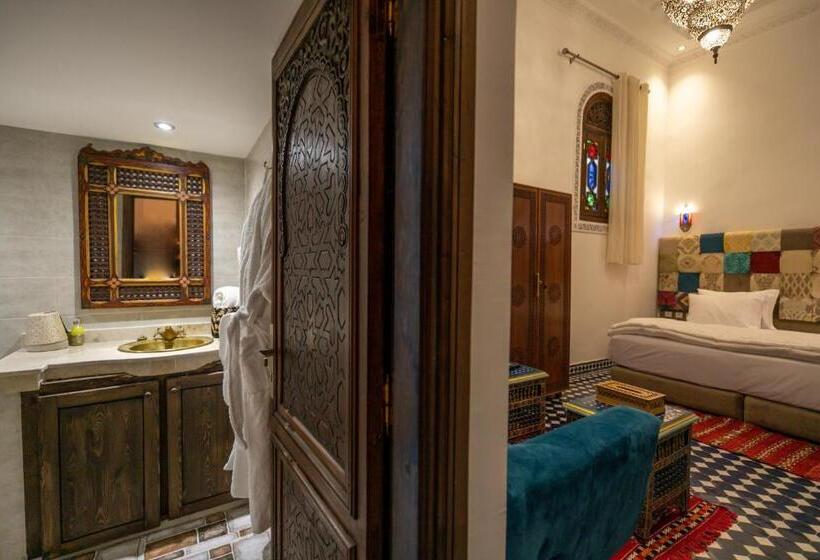 سوییت جونیور, Darif S Riad & Spa