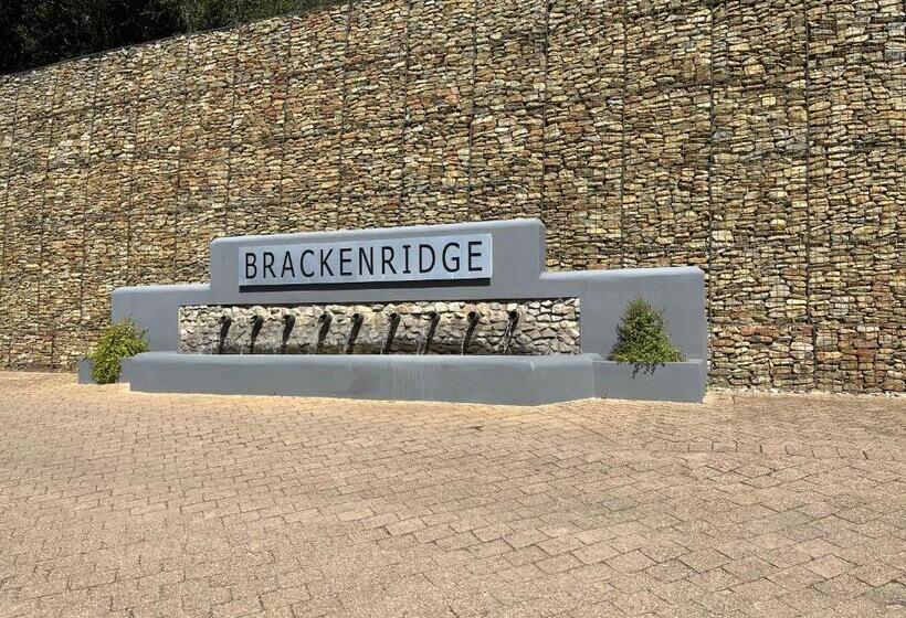 ガーデンビュースタンダードルーム, The Lily Suite