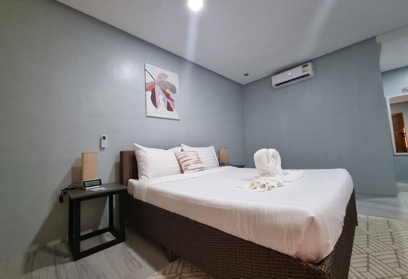 Номер Deluxe, 34k Hotel And Resort Powered By Cocotel