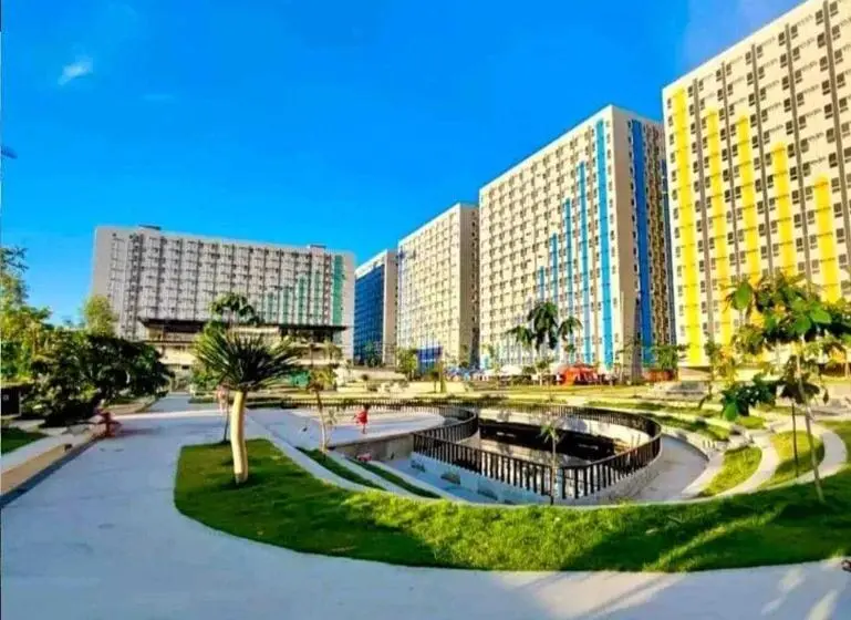 Economy-huone, Caji   Condo Transient